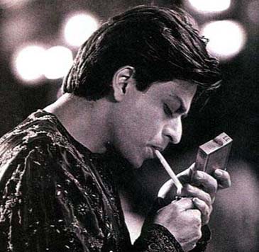 shahrukh-khan-smoking